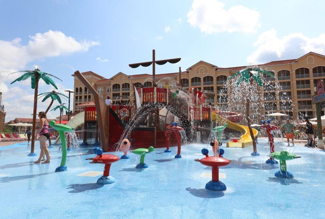 Four Corners Westgate Grand Villa מראה חיצוני תמונה